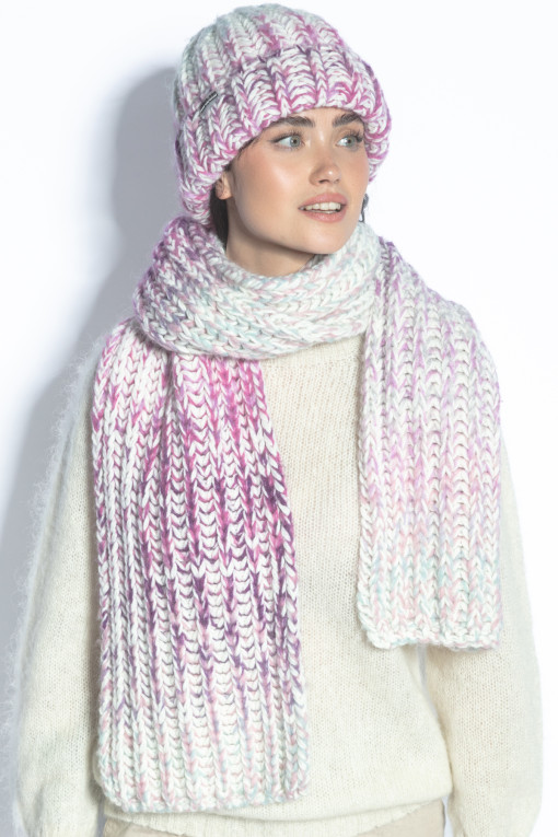 WOOL HAT AND SCARF SET WITH A CHUNKY KNIT F1768