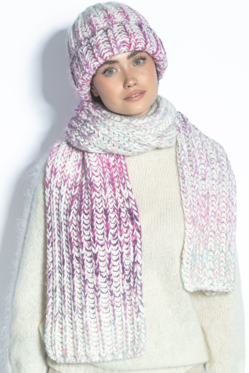 WOOL HAT AND SCARF SET WITH A CHUNKY KNIT F1768