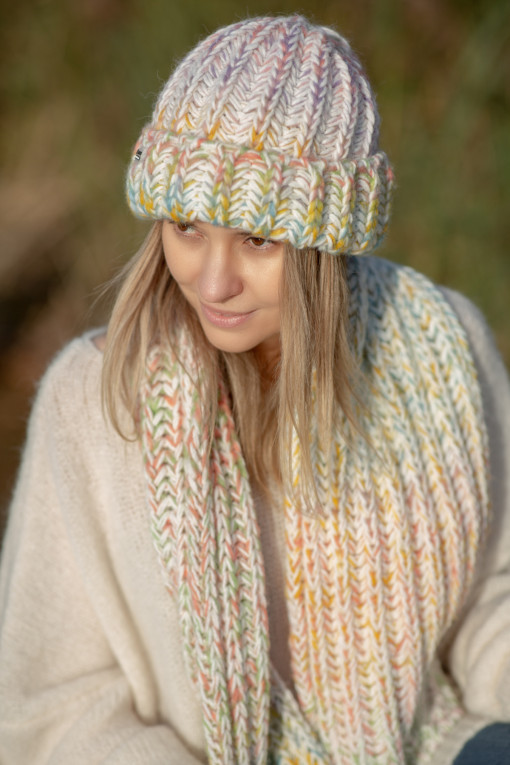 WOOL HAT AND SCARF SET WITH A CHUNKY KNIT F1766