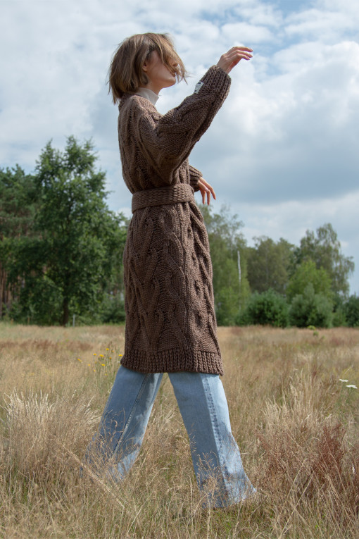 Long woolen cardigan with decorative chunky knit F1261 espresso