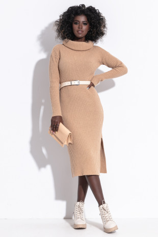 Wool dress with a fitted cut F1366 carmel